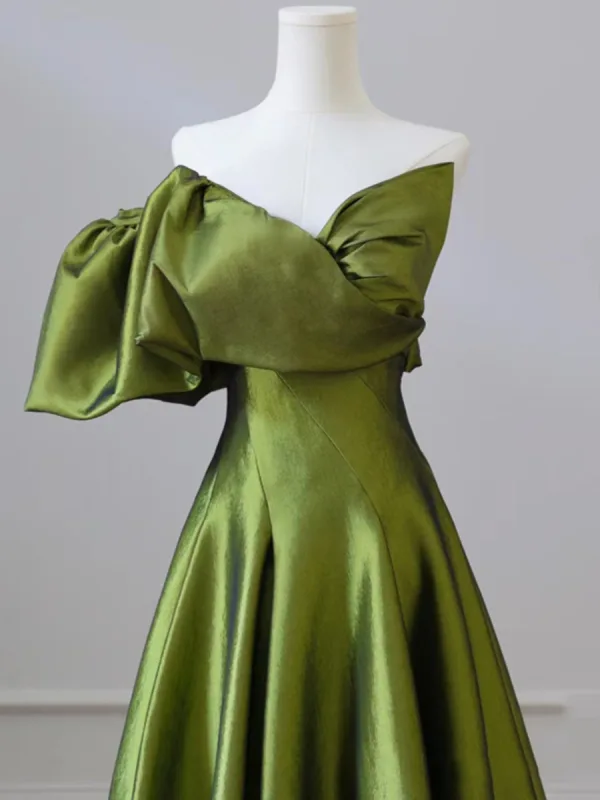 Vintage Klee Grün Ballkleider 2024 A Linie Seitlicher Reißverschluss One-Shoulder Kurze Ärmel Rückenfreies Sweep / Pinsel Zug Ball Festliche Kleider