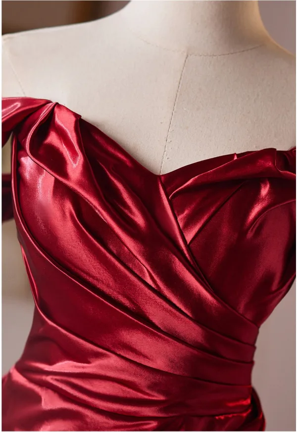 Charming Burgundy Beading Tassel Prom Dresses 2026 Trumpet / Mermaid Off-The-Shoulder Short Sleeve Floor-Length / Long Formal Dresses