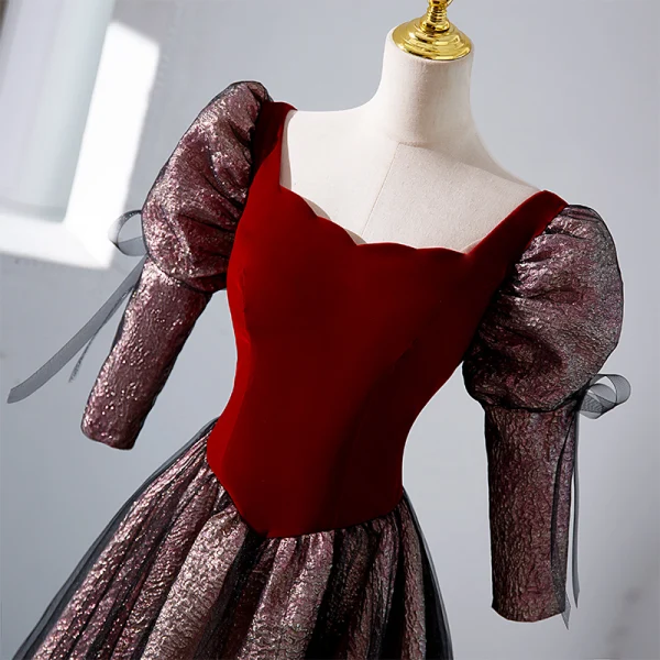 Élégant Bordeaux Paillettes Robe De Bal 2023 Princesse Encolure Carrée 1/2 Manches Noeud Dos Nu Longue Promo Robe De Ceremonie