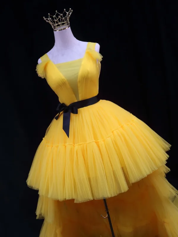 Unusual Yellow Cascading Ruffles Prom Dresses 2024 Ball Gown Scoop Neck Sleeveless Backless Bow Sash Court Train Prom Formal Dresses