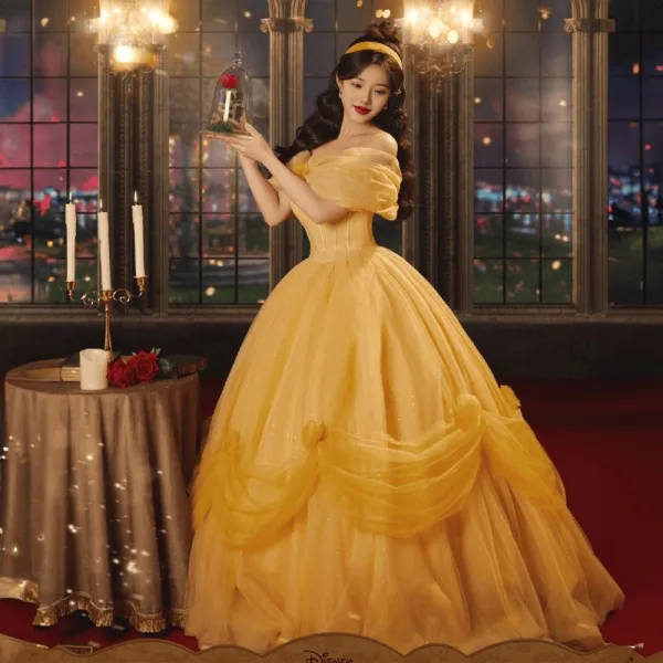 Medieval Yellow Cascading Ruffles Cosplay Prom Dresses 2025 Ball Gown Off-The-Shoulder Short Sleeve Backless Floor-Length / Long Prom Formal Dresses