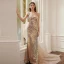 Sexy Champagne Paillettes Robe De Soirée 2022 Trompette / Sirène Satin Bretelles Spaghetti Sans Manches Dos Nu Noeud Tribunal Train Soirée Robe De Ceremonie