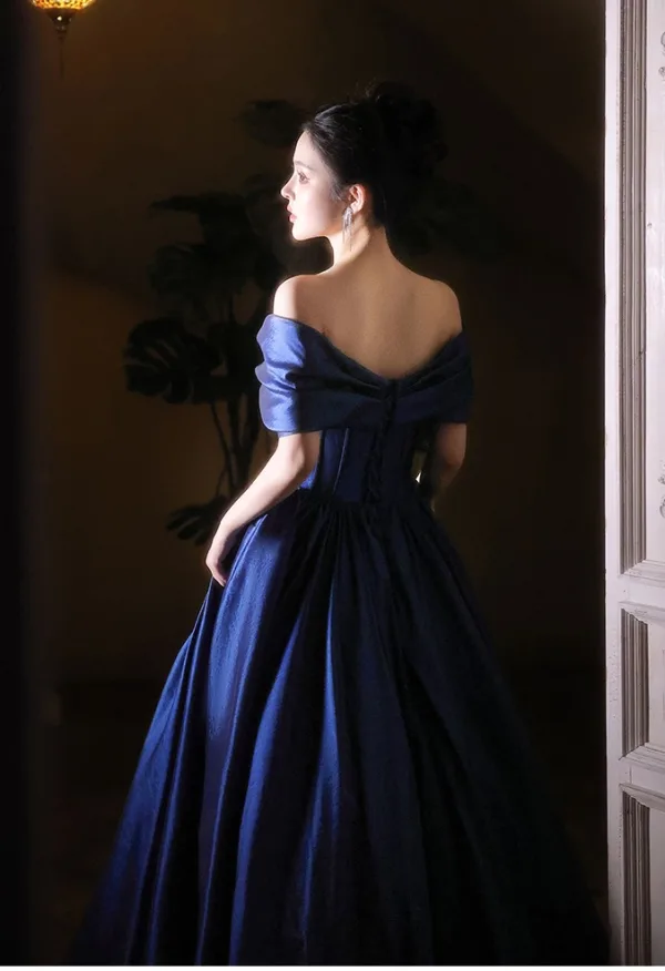 Vintage / Retro Royal Blue Prom Dresses 2025 Ball Gown Off-The-Shoulder Short Sleeve Backless Floor-Length / Long Prom Formal Dresses
