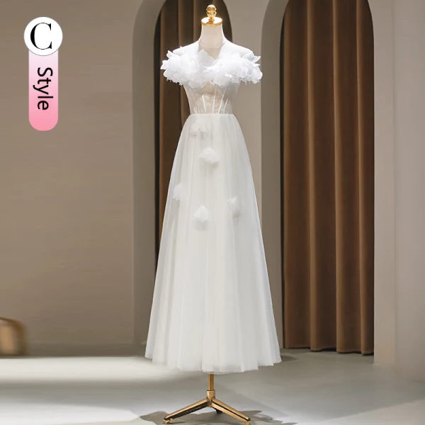 Modest / Simple White Appliques Bridesmaid Dresses 2024 A-Line / Princess Short Sleeve Backless Floor-Length / Long