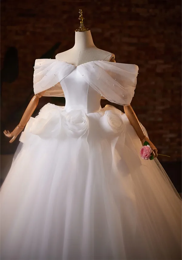 Elegant White Appliques Wedding Dresses 2025 Ball Gown Off-The-Shoulder Short Sleeve Backless Floor-Length / Long Wedding