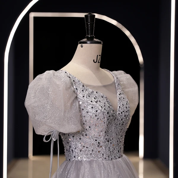 Scintillantes Argenté Gris Glitter Paillettes Robe De Bal 2023 Princesse Encolure Dégagée Manches Courtes Dos Nu Longue Promo Robe De Ceremonie