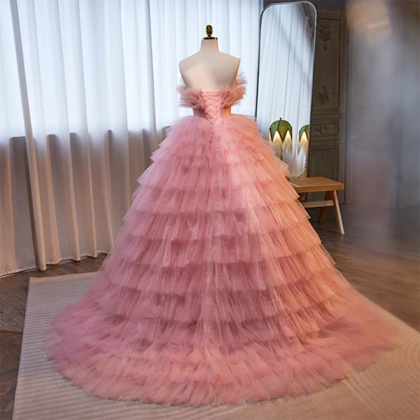 Charmant Charmant Rougissant Rose Volants en Cascade Robe De Bal 2023 Robe Boule Bustier Perle Appliques Sans Manches Dos Nu Train De Balayage Promo Robe De Ceremonie