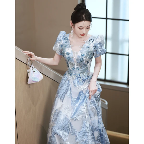 Mode Charmant Bleu Ciel Perlage Perle Paillettes En Dentelle Fleur Robe De Bal 2023 Princesse V-Cou Manches Courtes Dos Nu Longue