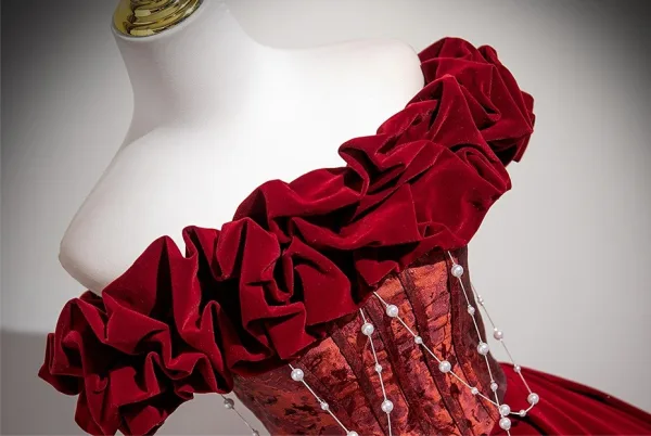 Vintage / Retro Burgundy Prom Dresses 2025 Ball Gown Ruffle Off-The-Shoulder Short Sleeve Backless Floor-Length / Long Prom Formal Dresses