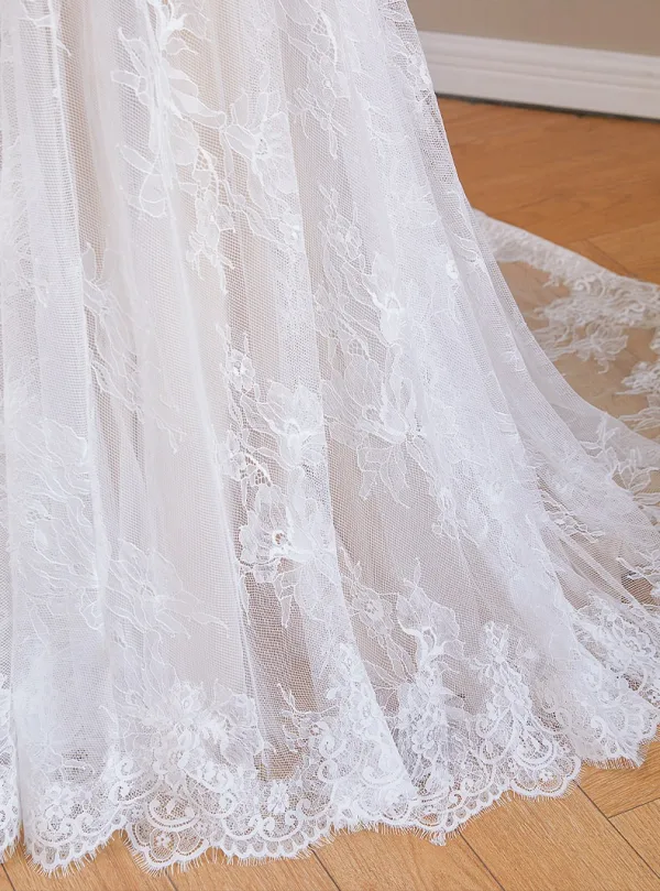 Vintage / Retro White Pearl Lace Flower Wedding Dresses 2026 A-Line / Princess Strapless Sleeveless Backless Sweep Train