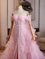Luxus / Herrlich Pink Handgefertigt Perlenstickerei Pailletten Fallende Rüsche Ballkleider 2025 Meerjungfrau Off Shoulder Ärmellos Rückenfreies Sweep / Pinsel Zug Festliche Kleider