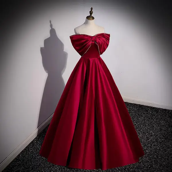 Elegant Burgundy Prom Dresses 2022 Ball Gown Off-The-Shoulder Bow Pearl Sleeveless Backless Floor-Length / Long Satin Prom Formal Dresses