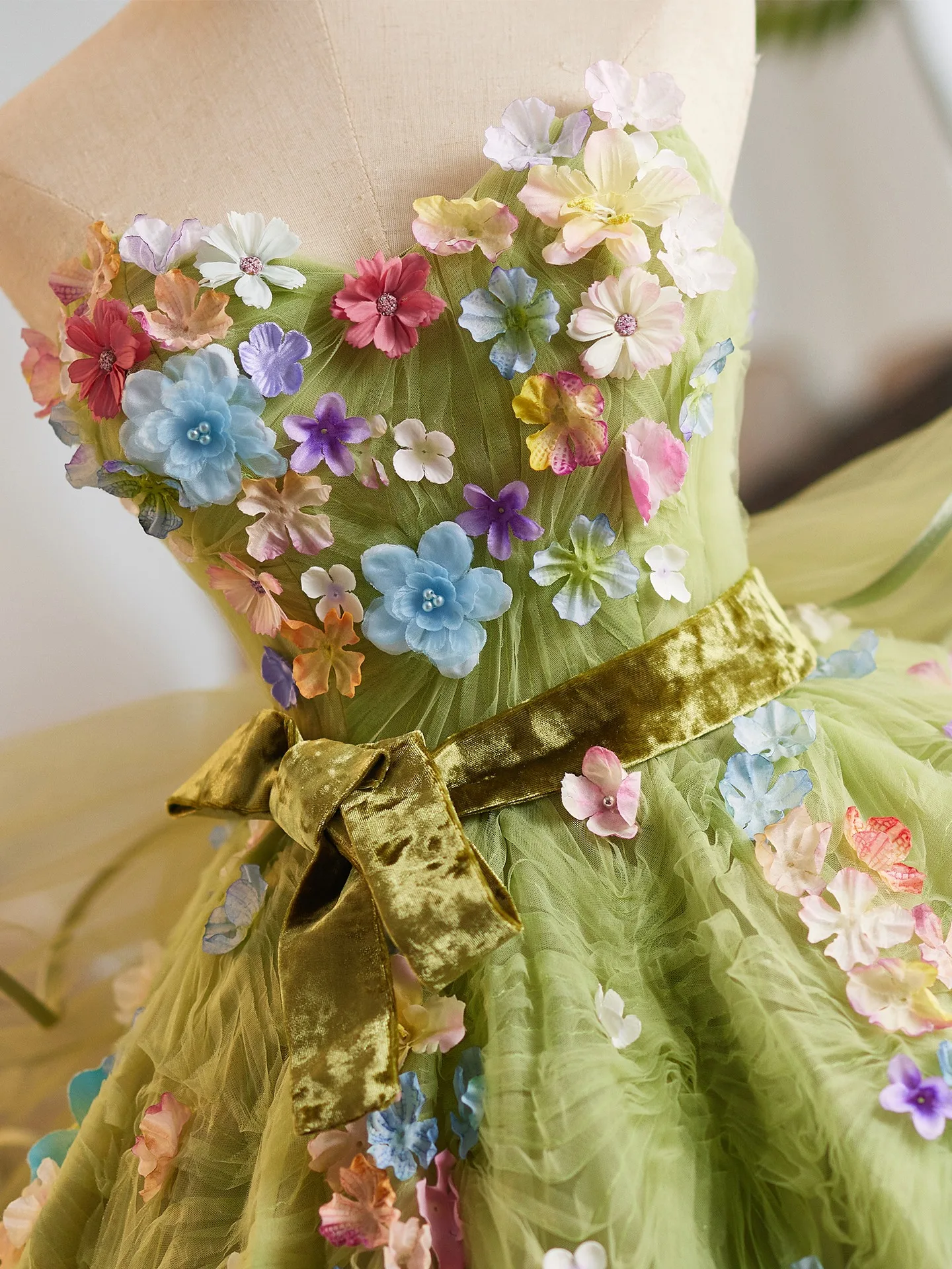 Flower Fairy Sage Green Multi-Colors Appliques Prom Dresses 2025 Ball Gown Strapless Flower Fairy Sage Green Multi-Colors Appliques Prom Dresses 2025 Ball Gown Strapless