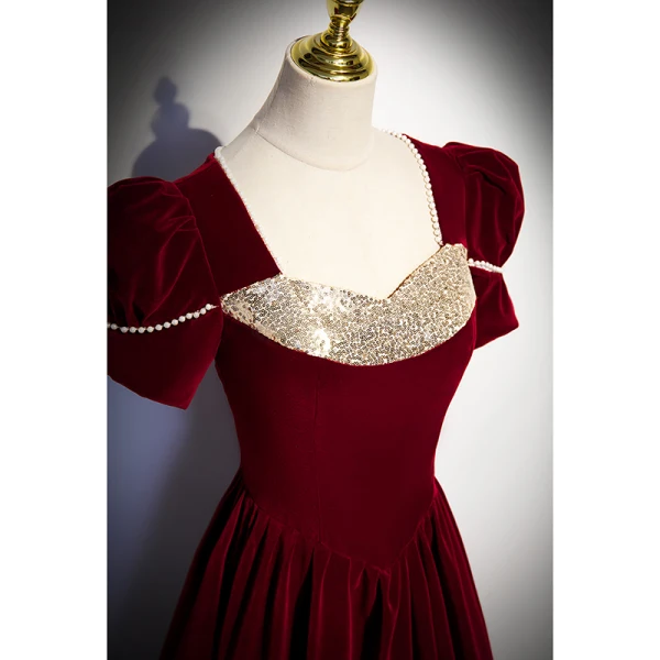 Elegant Burgundy Suede Prom Dresses 2023 A-Line / Princess Square Neckline Pearl Sequins Short Sleeve Floor-Length / Long Prom Formal Dresses