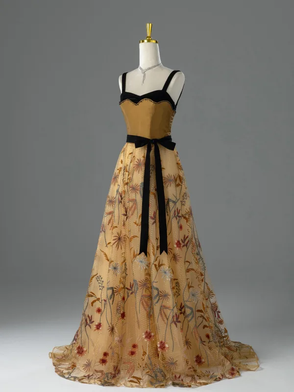 Vintage / Originale Champagne Brodé Noeud Ceinture Robe De Bal 2026 Princesse Bretelles Spaghetti Sans Manches Dos Nu Train De Balayage Robe De Ceremonie