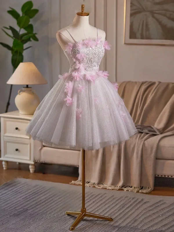 Charmant Rougissant Rose Perle Paillettes Appliques de retour Courte Robe De Graduation 2025 Princesse Bretelles Spaghetti Sans Manches Dos Nu Tulle