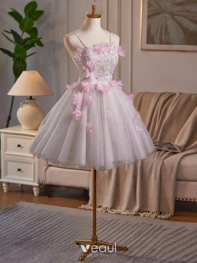 Lovely Blushing Pink Pearl Sequins Appliques Homecoming Short Graduation Dresses 2025 A-Line / Princess Spaghetti Straps Sleeveless Backless Tulle Lovely Blushing Pink Pearl Sequins Appliques Homecoming Short Graduation Dresses 2025 A-Line / Princess Spaghetti Straps Sleeveless Backless Tulle