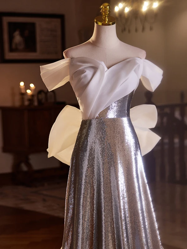 Glitzernden Silber Pailletten Ballkleider 2024 A Linie Off Shoulder Kurze Ärmel Rückenfreies Schleife Lange Ball Festliche Kleider