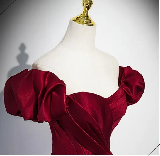 Elegant Burgundy Satin Prom Dresses 2025 A-Line / Princess Off-The-Shoulder Puffy Short Sleeve Backless Floor-Length / Long Prom Formal Dresses
