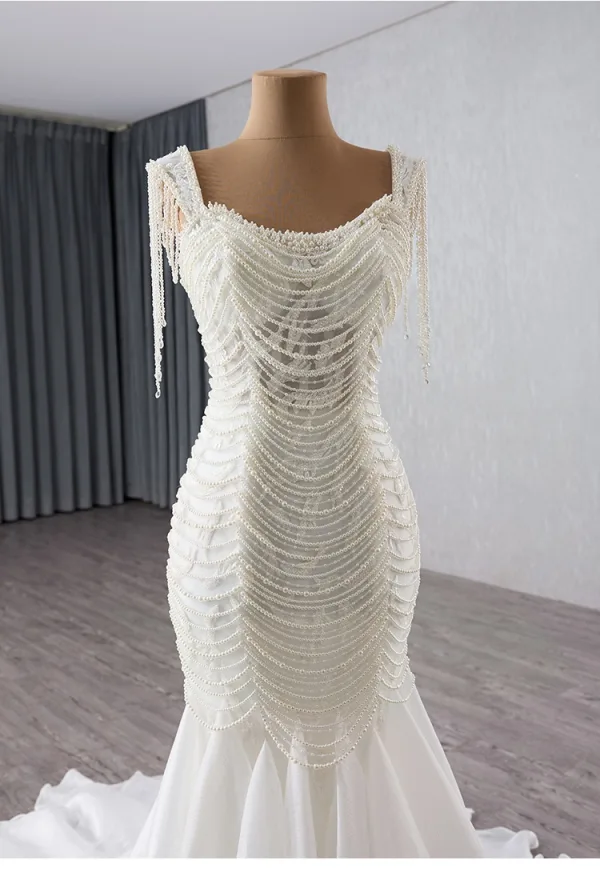 Haut de Gamme Blanche Fait main Perlage Perle Paillettes Robe De Mariée 2025 Trompette / Sirène Encolure Carrée Sans Manches Dos Nu Tribunal Train Mariage