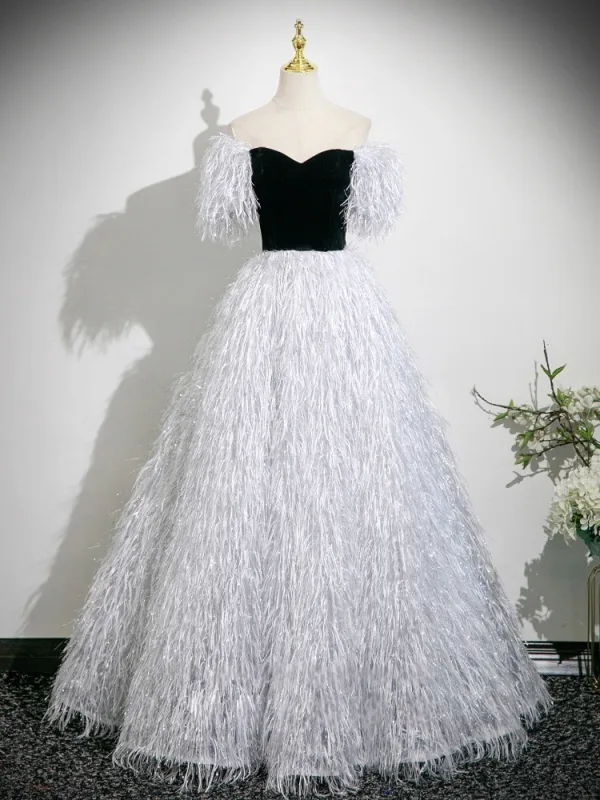 Fashion Silver Grey Tassel Prom Dresses 2025 Ball Gown Off-The-Shoulder Short Sleeve Backless Floor-Length / Long Formal Dresses
