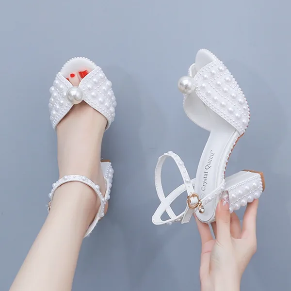 Elegante Weiß Perle Brautschuhe 2024 Hochzeit Knöchelriemen 9 cm Thick Heels Peeptoes Sandaletten Hochhackige