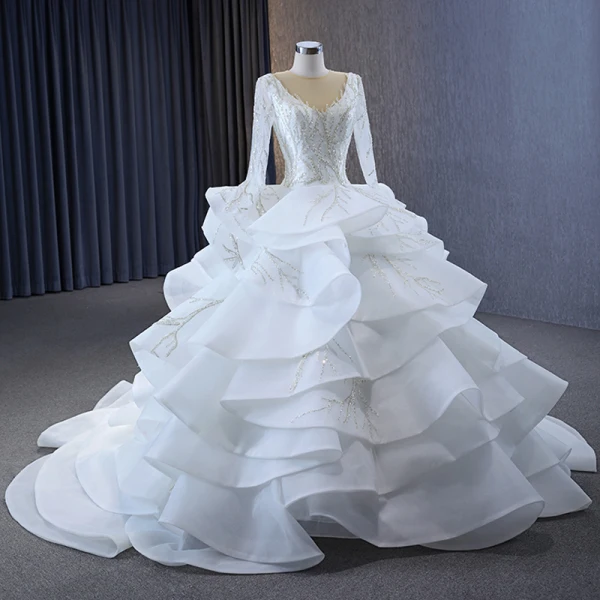 Luxury / Gorgeous Charming White Beading Sequins Cascading Ruffles Wedding Dresses 2023 Ball Gown Scoop Neck Long Sleeve Backless Chapel Train Wedding