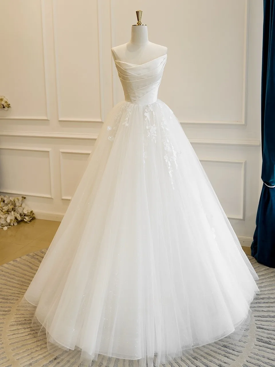 strapless open back dress Ivory Princess Garden Ruffle Dress main image 0