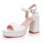 Minimalistisch Weiß Knöchelriemen Brautschuhe 2025 9 cm Thick Heels Peeptoes Hochzeit Sandaletten Hochhackige