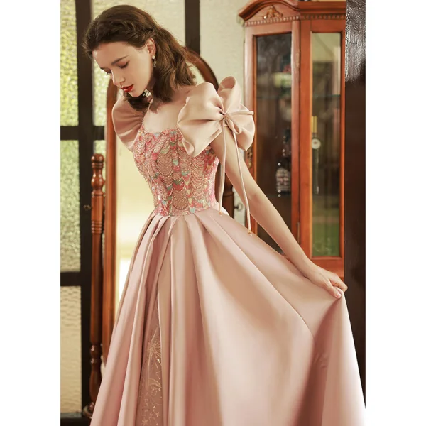 Élégant Rougissant Rose Perlage Paillettes Robe De Bal 2023 Princesse Encolure Carrée Noeud Manches Courtes Dos Nu Longue Promo Robe De Ceremonie