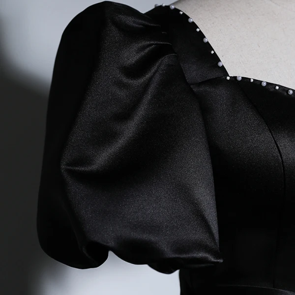 Elegant Black Satin Prom Dresses 2023 A-Line / Princess Pearl Square Neckline Puffy Short Sleeve Backless Floor-Length / Long Prom Formal Dresses