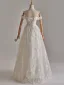 Schlicht Weiß Spitze Blumen Brautkleider / Hochzeitskleider 2025 A Linie Off Shoulder Ärmellos Rückenfreies Lange
