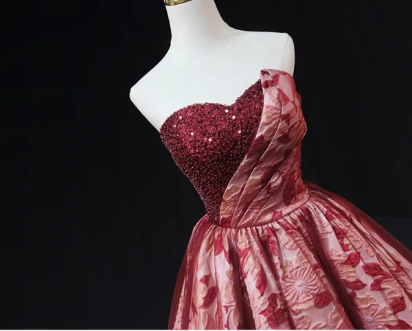 Glamour Rouge Perlage Paillettes Robe De Bal 2025 Robe Boule Bustier Sans Manches Dos Nu Longue Promo Robe De Ceremonie