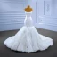 Haut de Gamme Blanche Volants Robe De Mariée 2022 Trompette / Sirène Bretelles Spaghetti Sans Manches Dos Nu Chapel Train Mariage