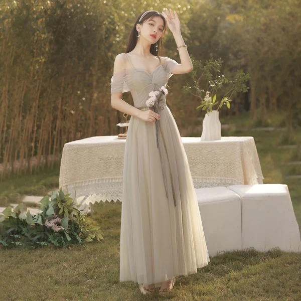 Modest Simple Sage Green Bridesmaid Dresses 2022 A-Line Princess Short Sleeve Backless