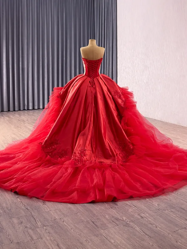 High-end Red Beading Rhinestone Lace Flower Wedding Dresses 2025 Ball Gown Strapless Sleeveless Backless Chapel Train