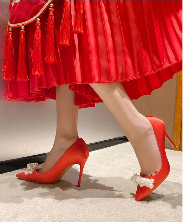 Chic / Beautiful Champagne Pearl Wedding Shoes 2023 Leather 10 cm Stiletto Heels Pointed Toe Wedding Pumps High Heels