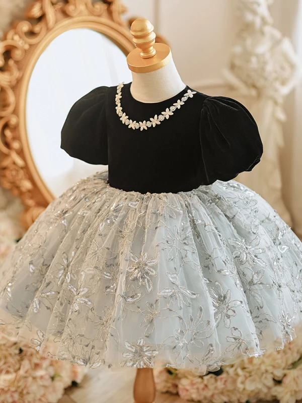 Schöne Schwarz Blumen Pailletten Geburtstag Kurze Blumenmädchenkleider 2023 Ballkleid Rundhalsausschnitt Geschwollenes Kurze Ärmel