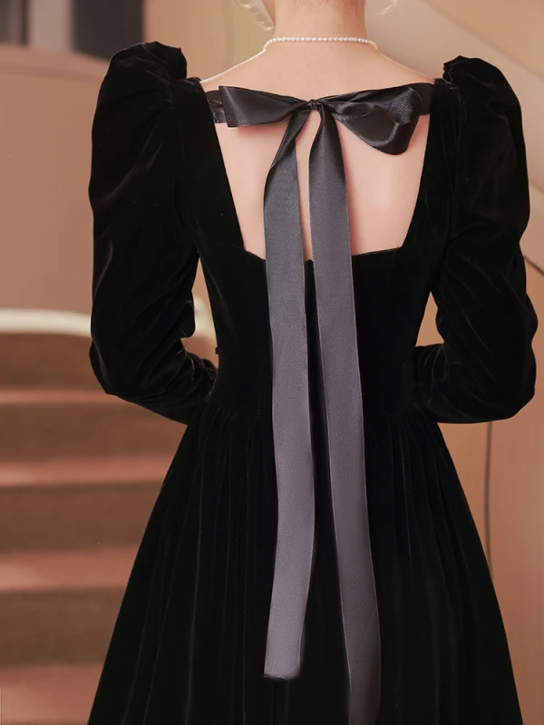 Elegante Schwarz Wildleder Abendkleider 2023 A Linie Eckiger Ausschnitt Strass Lange Ärmel Rückenfreies Schleife Lange Abend Festliche Kleider