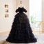 Charmant Noire Volants en Cascade Robe De Soirée 2023 Robe Boule Bustier Sans Manches Dos Nu Train De Balayage Soirée Robe De Ceremonie