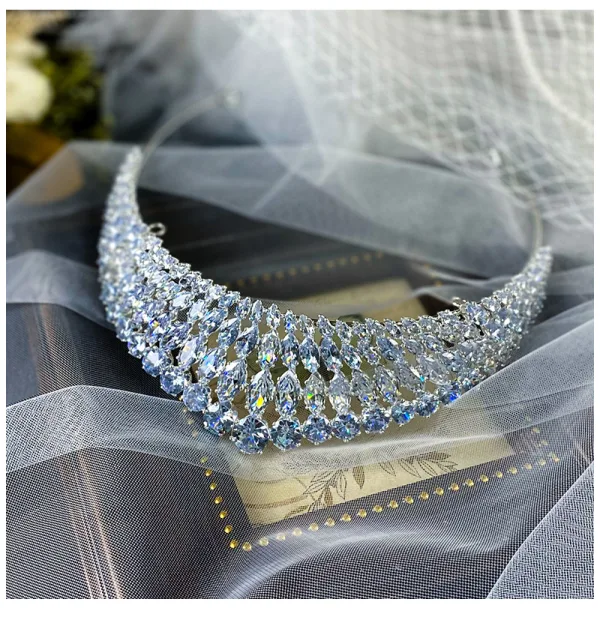 Błyszczące Srebrny Rhinestone Cyrkon Stop Ślub Tiara Ozdoby Do Włosów Ślubne 2022