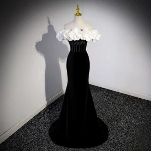 Sexy Black Evening Dresses 2023 Trumpet Mermaid Ruffle Off The Shoulder Sleeveless Backless Sweep Train Evening Party Formal Dresses