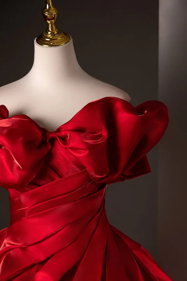Elegant Red Prom Dresses 2025 Ball Gown Ruffle Off-The-Shoulder Short Sleeve Backless Floor-Length / Long Formal Dresses