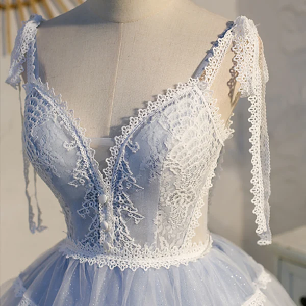 Schöne Himmelblau Spitze Blumen Kurze Partykleider 2022 Spaghettiträger Ärmellos Rückenfreies Schleife Cocktail Festliche Kleider