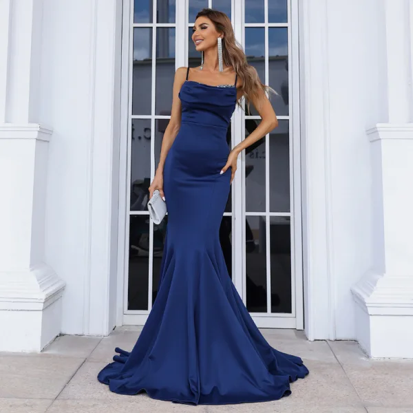 Sexy Noire Été Robe De Soirée 2022 Trompette / Sirène Bretelles Spaghetti Sans Manches Dos Nu Train De Balayage Soirée Robe De Ceremonie