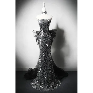 Sparkly Silver Sequins Evening Dresses 2024 Trumpet Mermaid Strapless Sleeveless Backless Bow Sweep Train Evening Party Formal Dresses