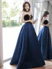 Élégant Bleu Marine Satin Robe De Bal 2022 Princesse Encolure Carrée Gonflée Manches Courtes Dos Nu Longue Robe De Ceremonie