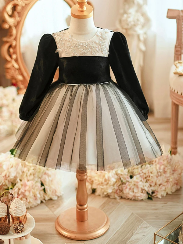 Chic / Beautiful Black Beading Sequins Bow Birthday Flower Girl Dresses 2023 Ball Gown Scoop Neck Long Sleeve Short
