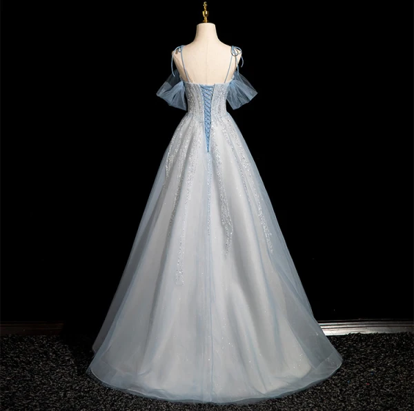 Charmant Himmelblau Perlenstickerei Strass Pailletten Ballkleider 2024 A Linie Spaghettiträger Kurze Ärmel Rückenfreies Lange Ball Festliche Kleider
