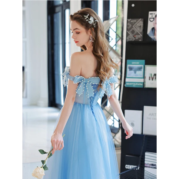 Elegante Blau Ballkleider 2022 A Linie Schleife Off Shoulder Ärmellos Rückenfreies Perle Lange Festliche Kleider